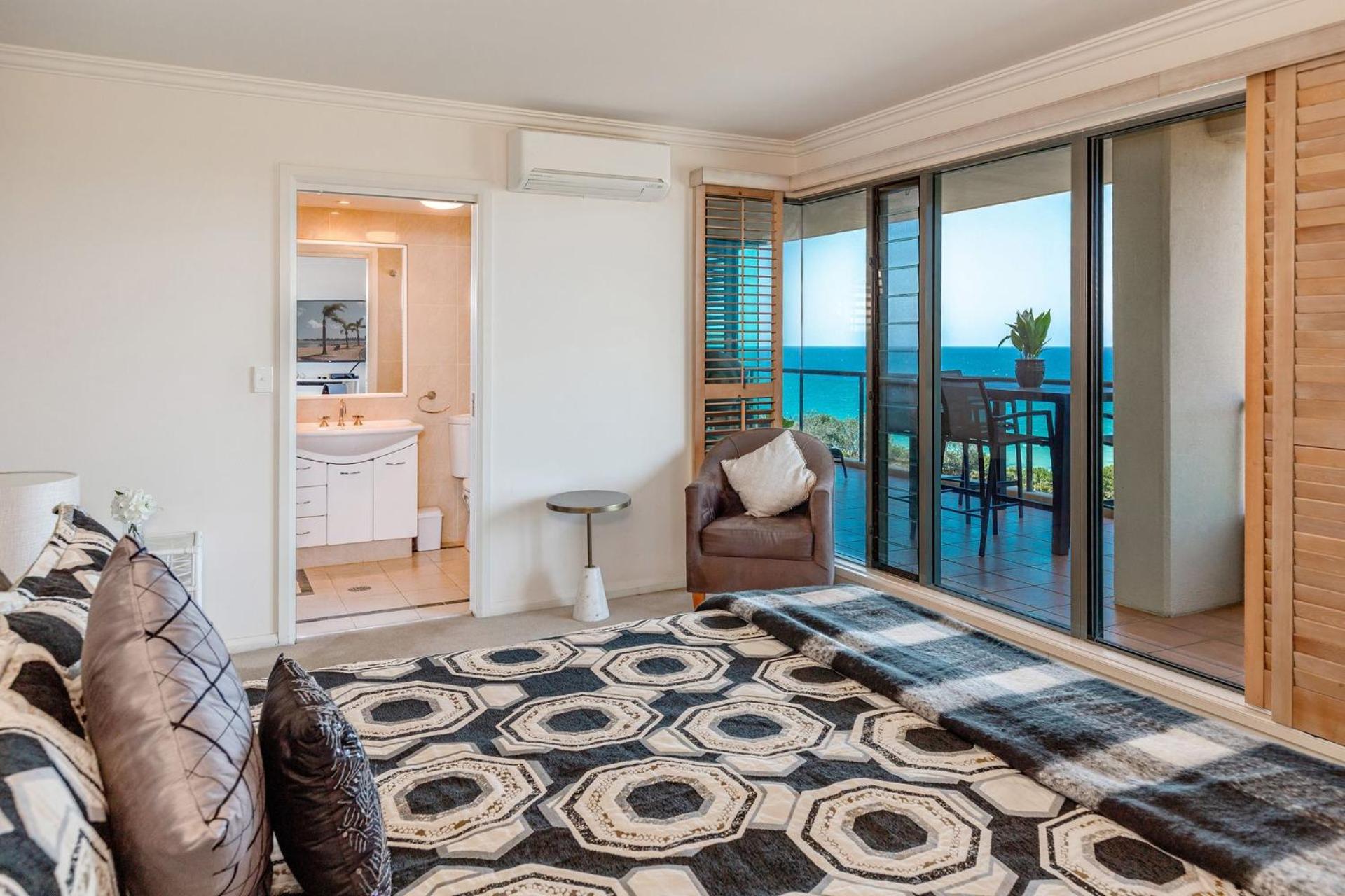 Le Point 702 Luxury and Views