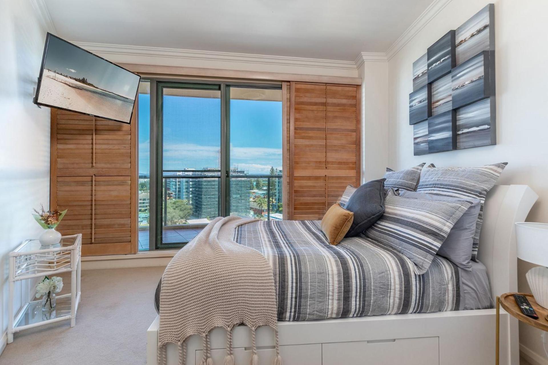 Le Point 702 Luxury and Views