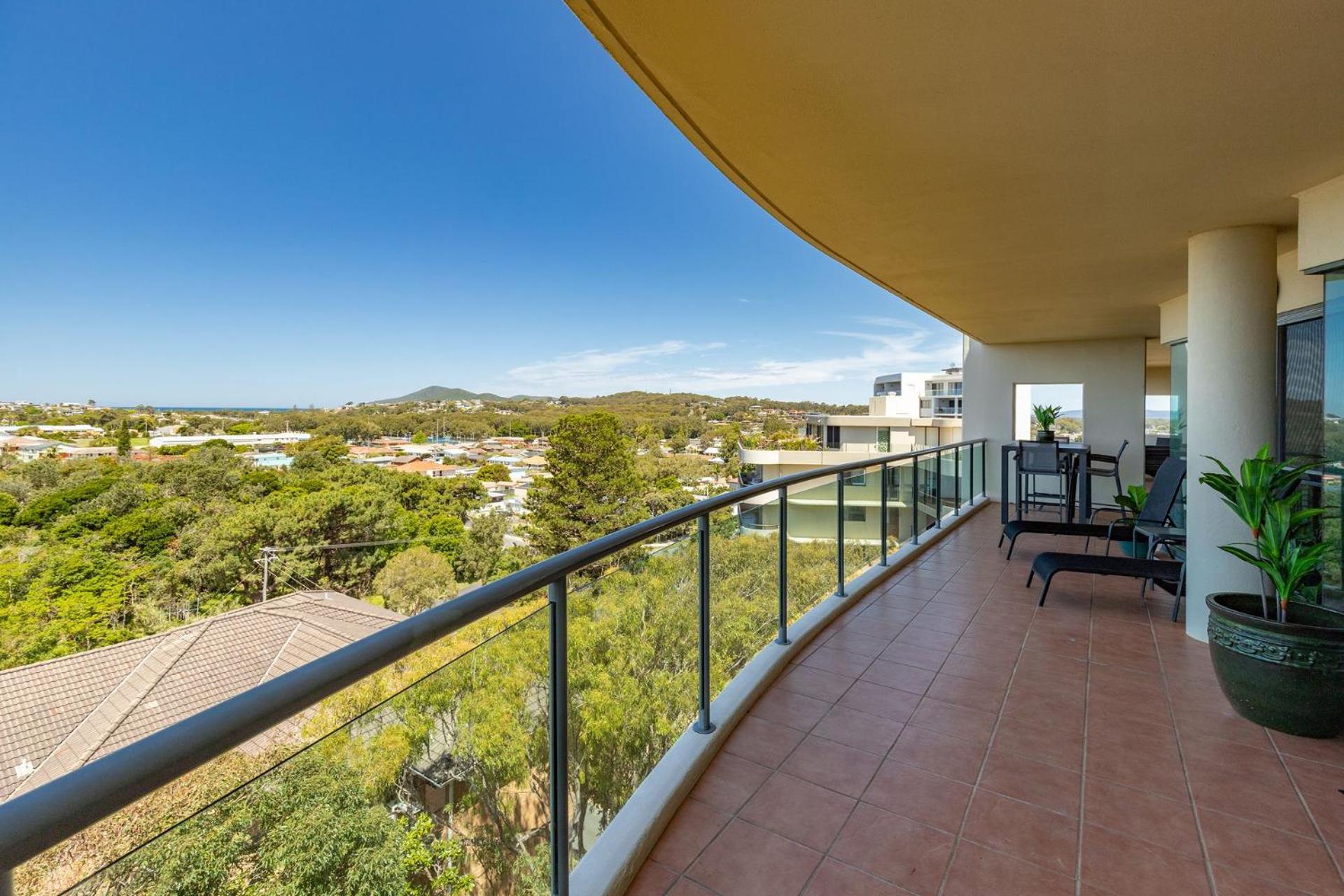 Le Point 702 Luxury and Views