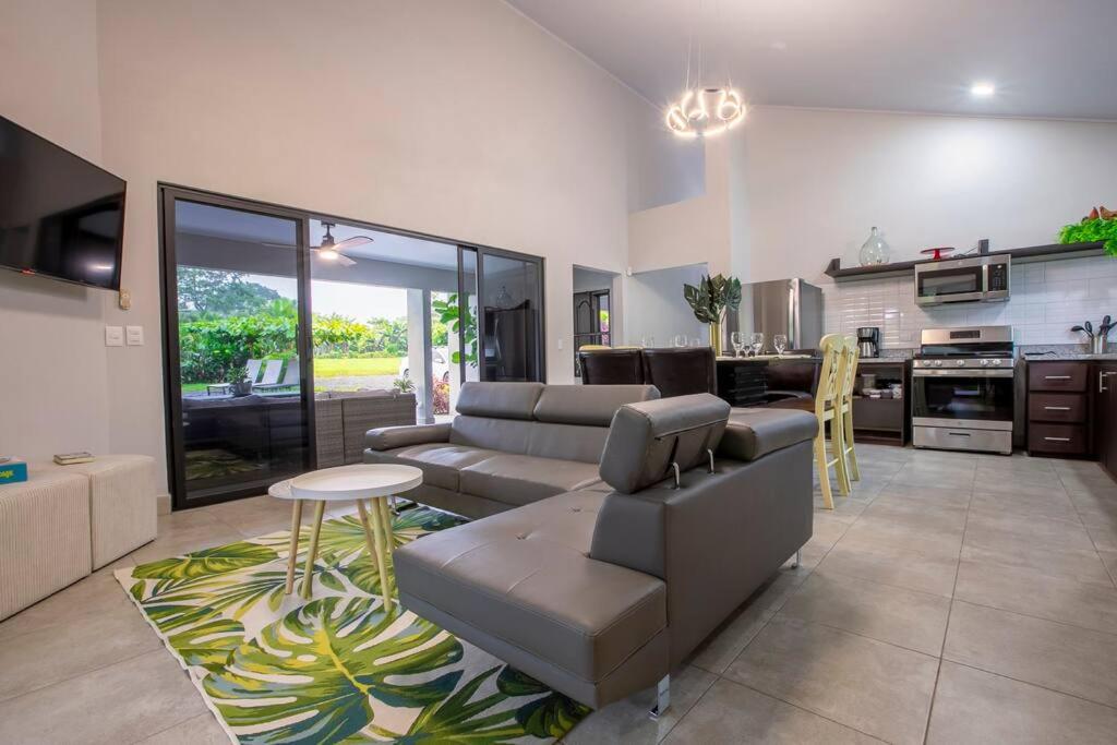 Villa Margarita - Families Getaway in La Fortuna