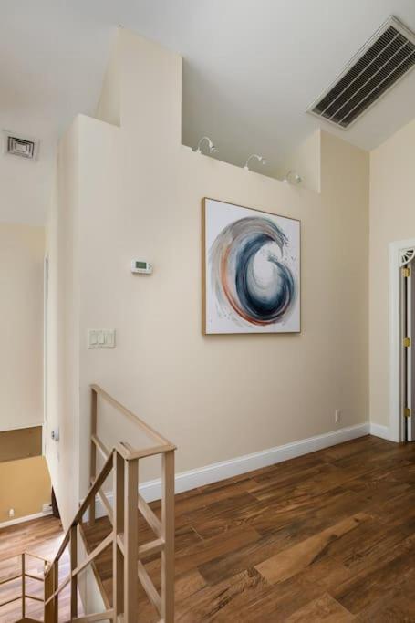 Nature Getaway Charming Villa Near Trails & Parks view 5