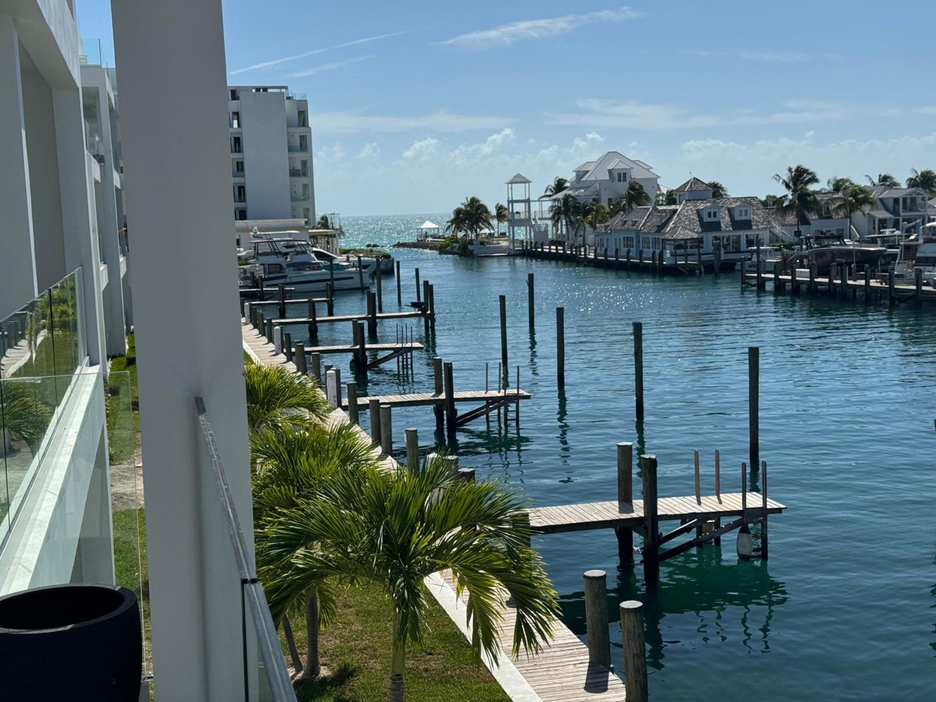 Casablanca Bahamas- New Luxury Waterfront Condo, Palm Cay, The Bahamas