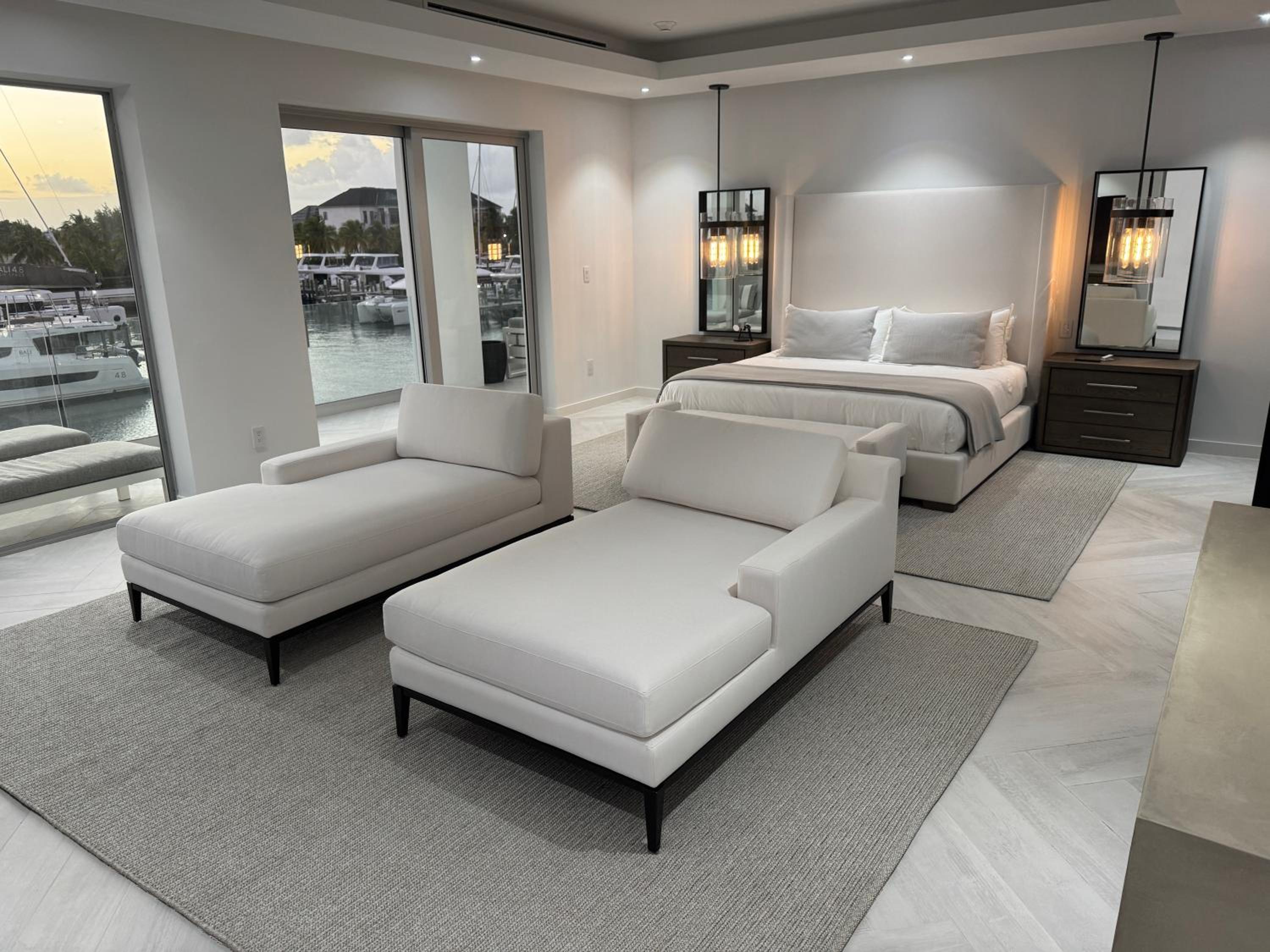 Casablanca Bahamas- New Luxury Waterfront Condo, Palm Cay, The Bahamas