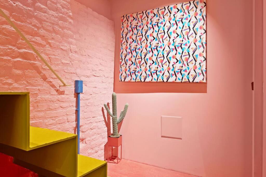 Memphis Design Loft Duplex -40sqm- near Antonplatz