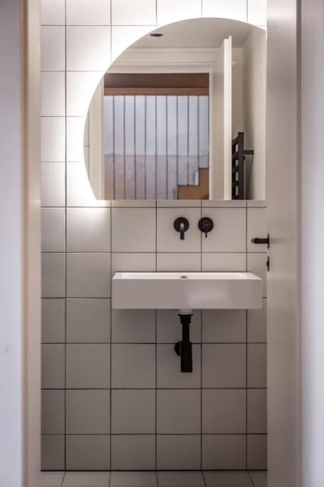 Concrete Loft Duplex -40sqm- near Antonplatz
