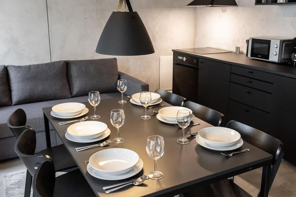Concrete Loft Duplex -40sqm- near Antonplatz