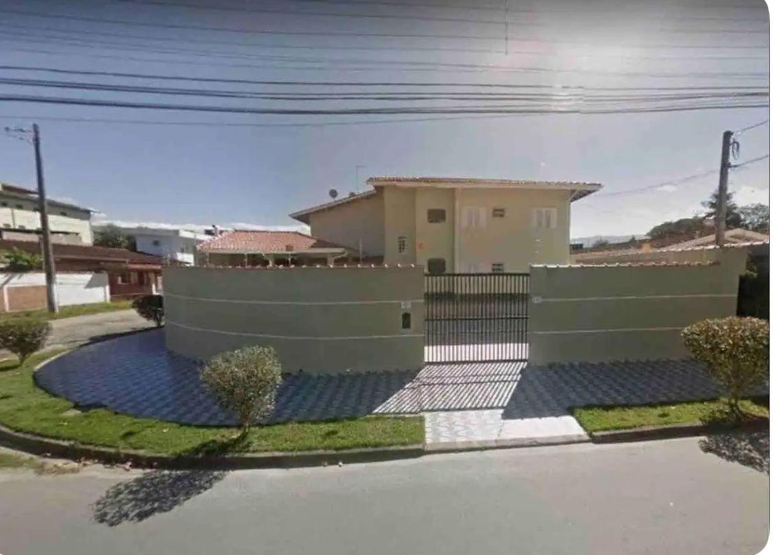 Excelente Apto térreo em Ubatuba - Itaguá