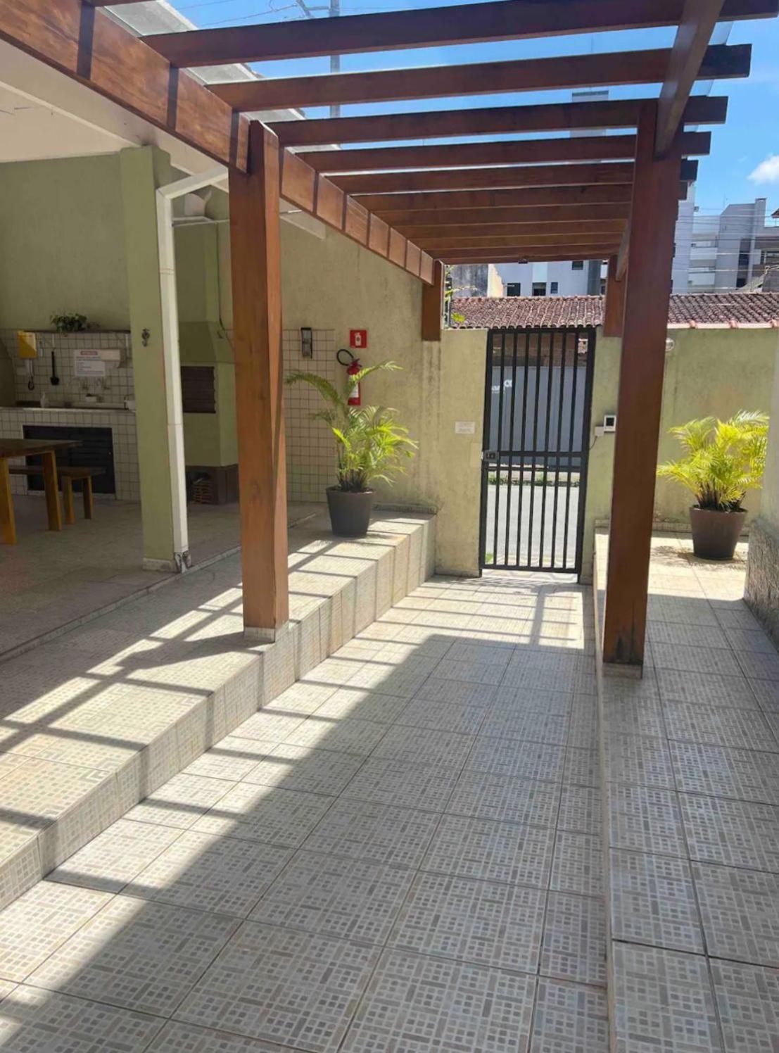 Excelente Apto térreo em Ubatuba - Itaguá