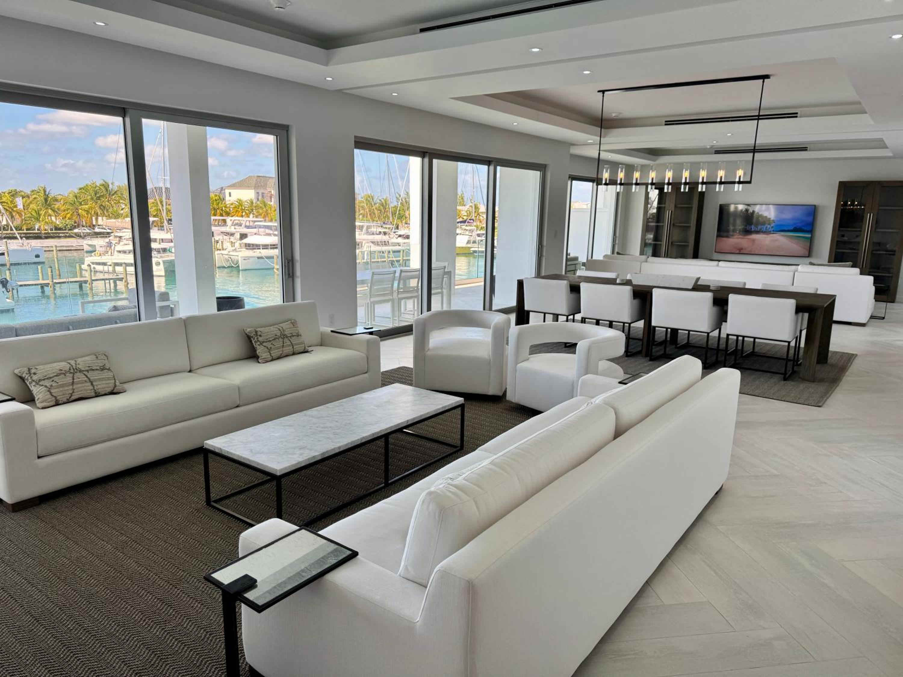Casablanca Bahamas- New Luxury Waterfront Condo, Palm Cay, The Bahamas