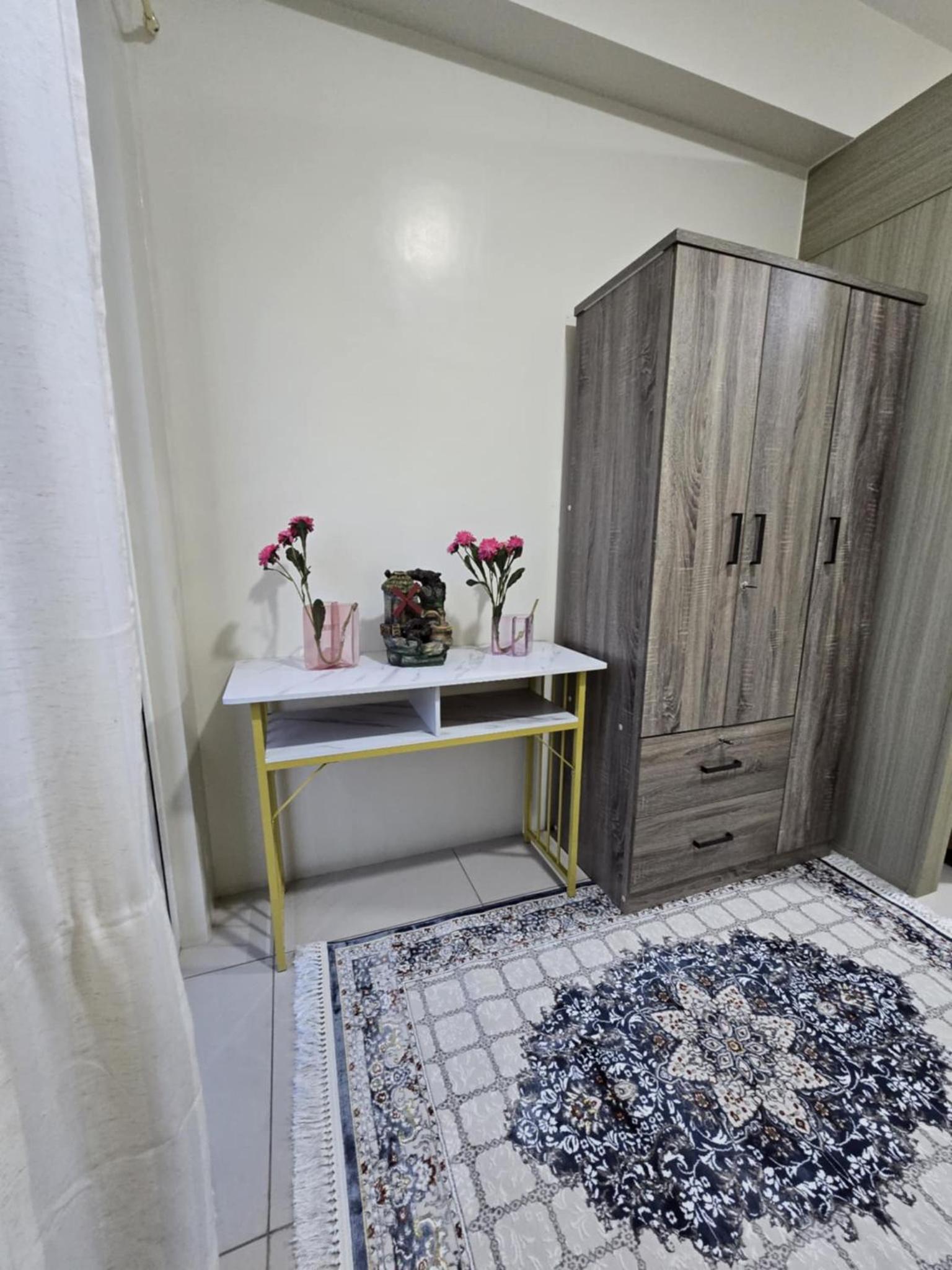Rhoydez Condotel Breeze Residence view 4