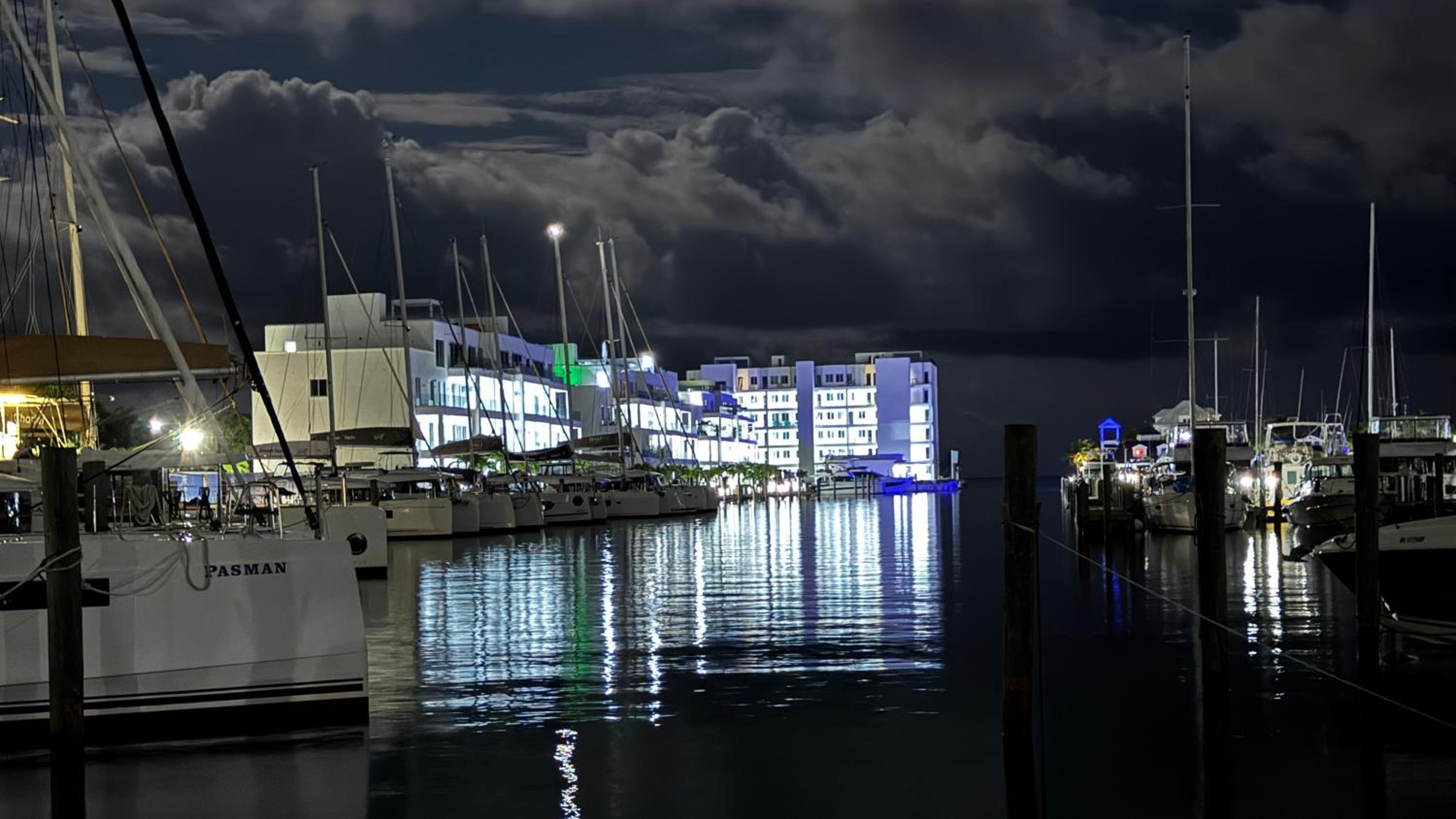 Casablanca Bahamas- New Luxury Waterfront Condo, Palm Cay, The Bahamas