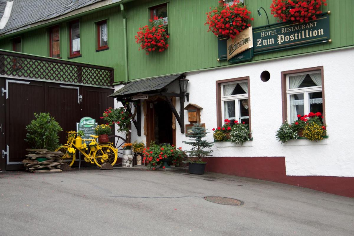 restaurant