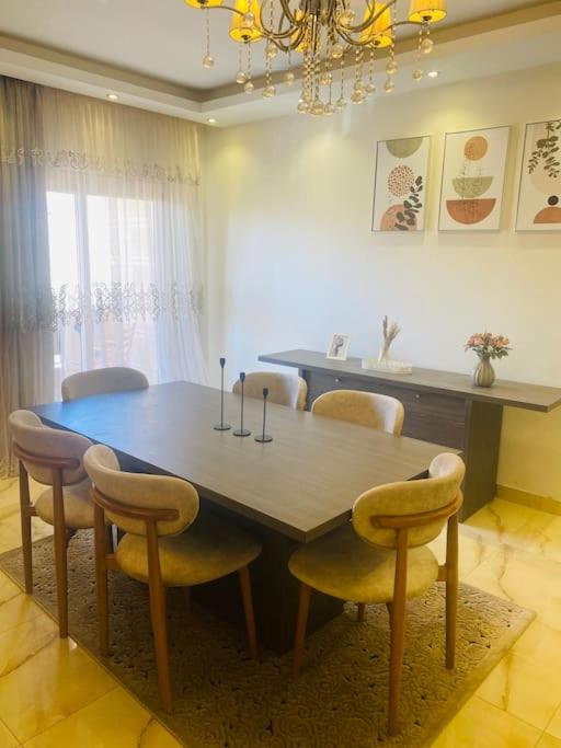 Modern 3BD in the middle of fifth settlement for families only