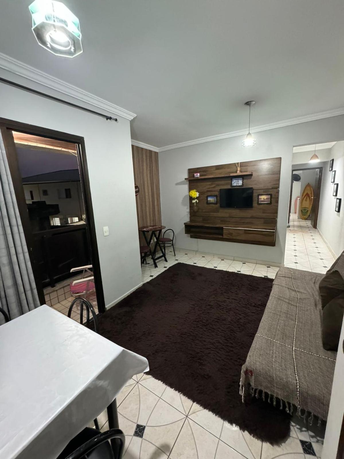 Apartamento em Mongaguá Pé na areia, em frente a plataforma de pesca