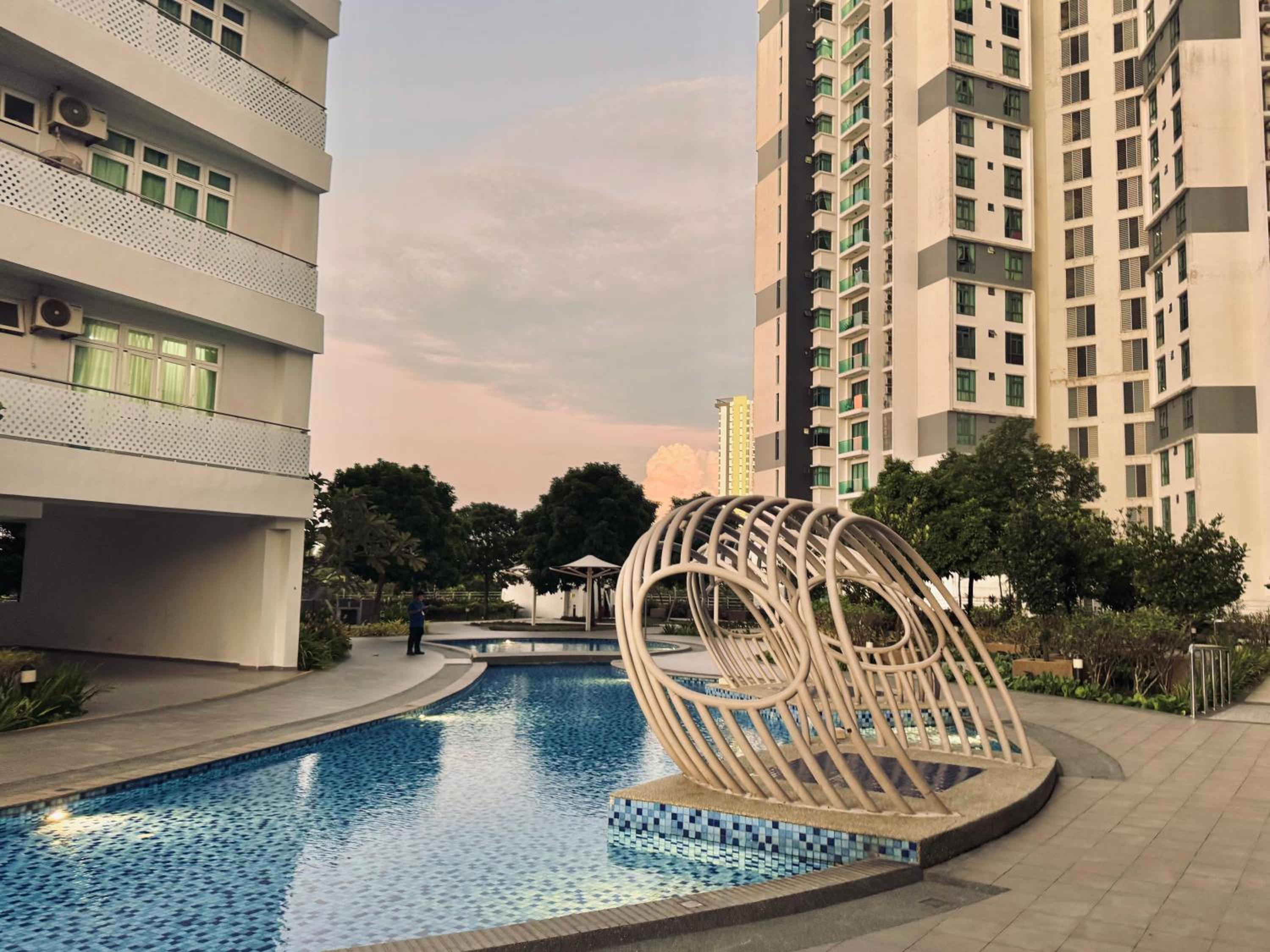 Grandview Stylish Living 3BR8pax Pooltable by Our Stay