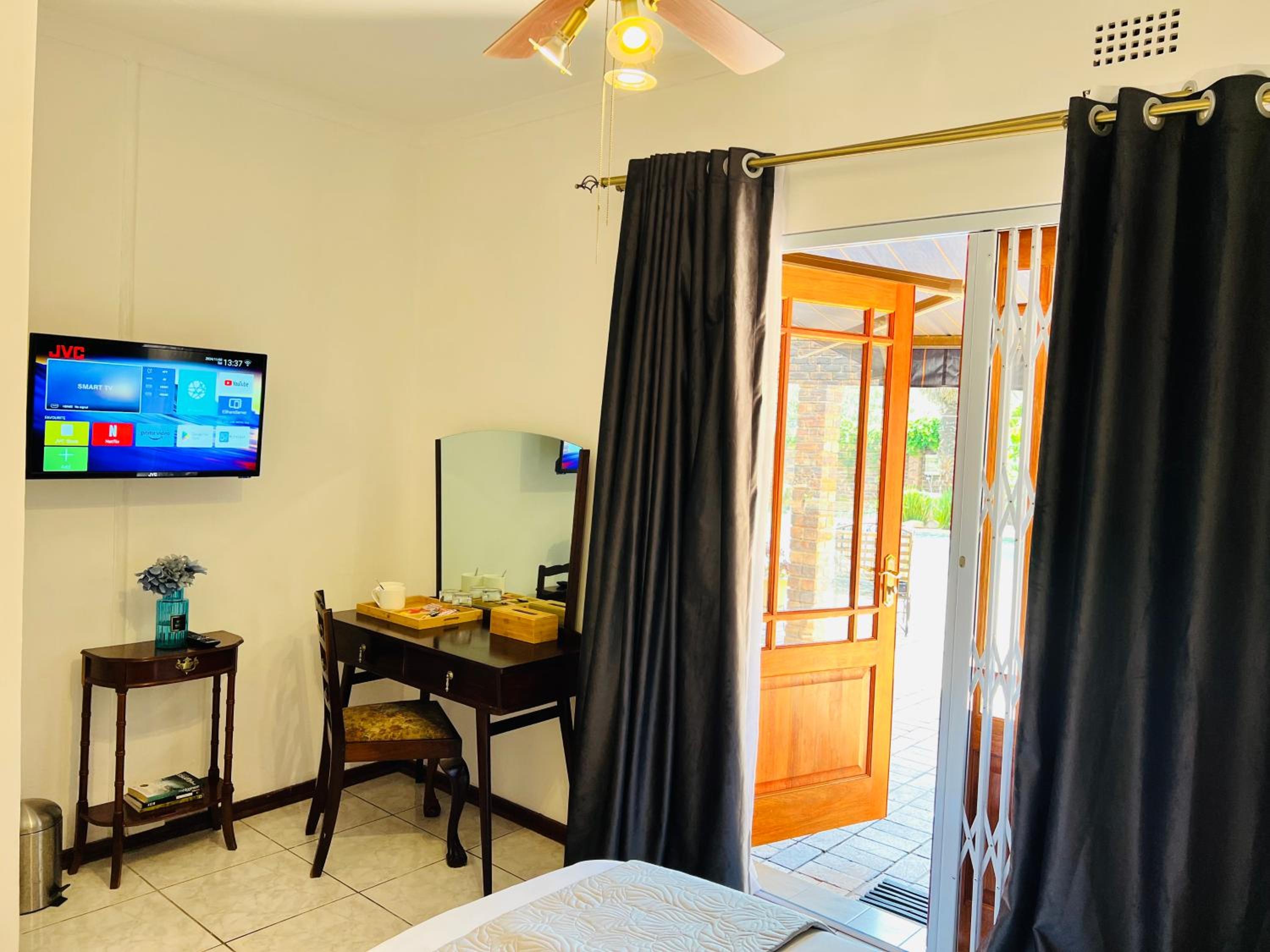 Map's View Guesthouse