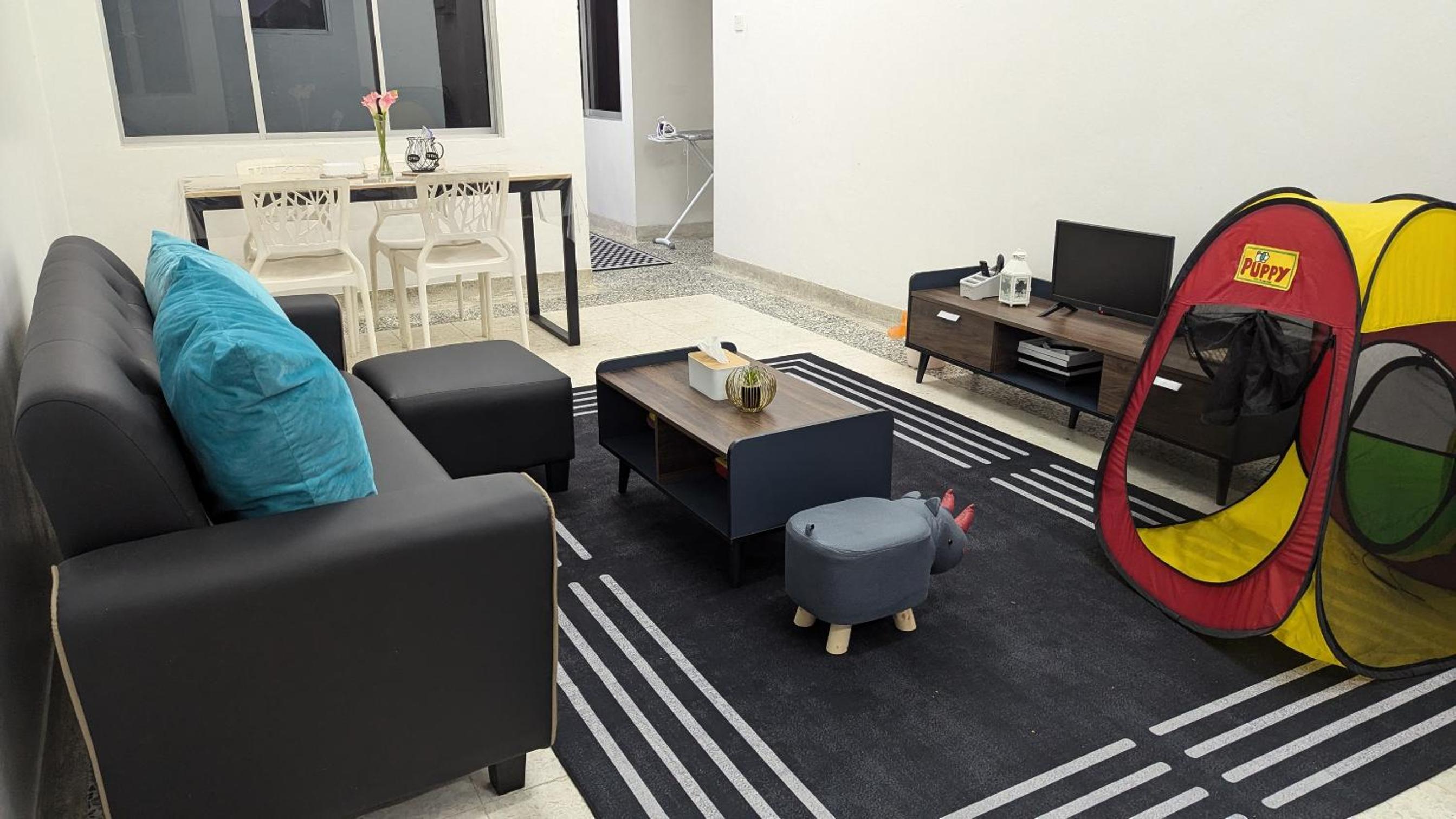 Homestay Kemaman - Hitam Putih Homestay