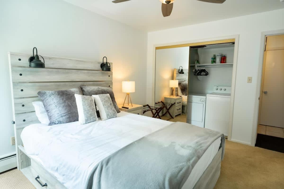 Local's Condo in Vail Steps from Ski Shuttle view 5