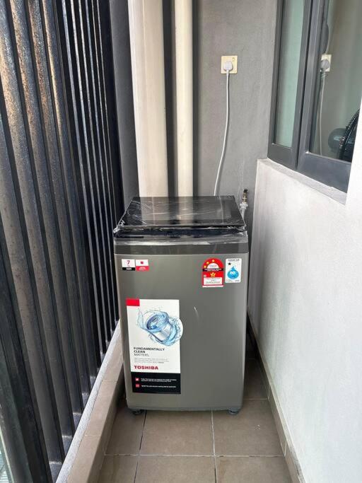 Symphony Tower - Epic City View, Netflix, Free Parking photo 2