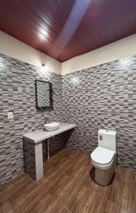 Casa con piscina en Tarija