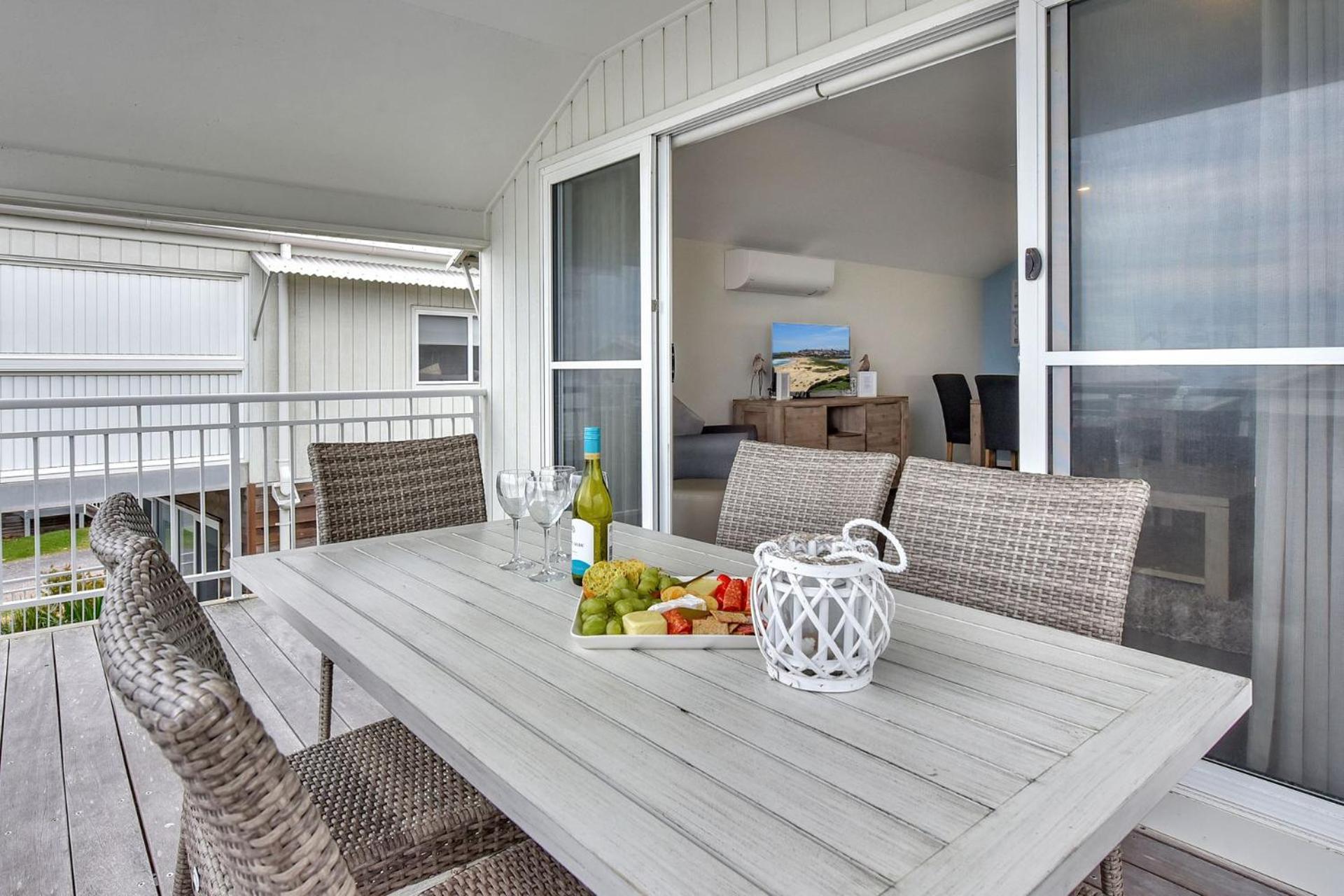 Caves Beach Villa Bombora