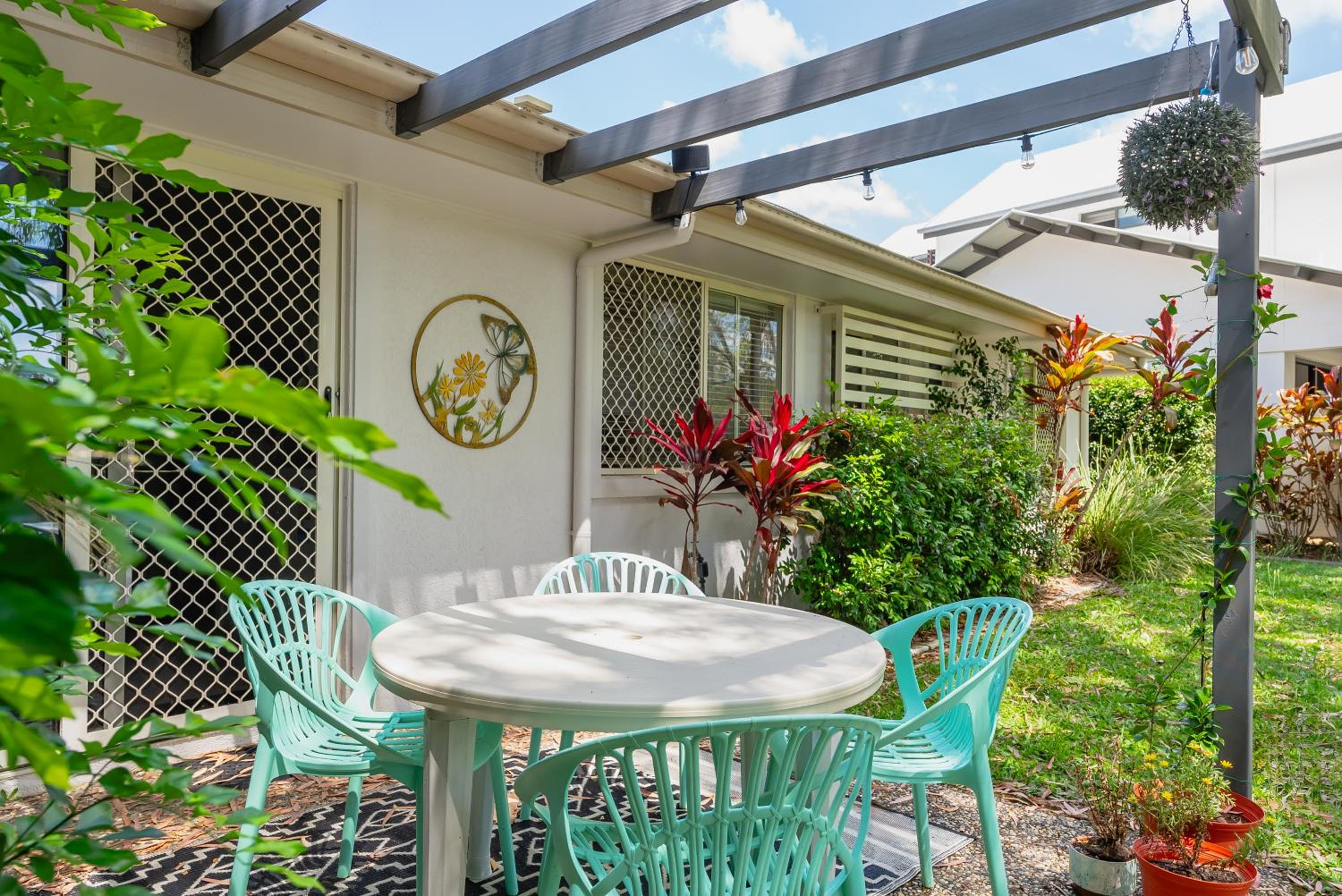Renovated 2 Bedroom Ground Level Villa in Noosaville
