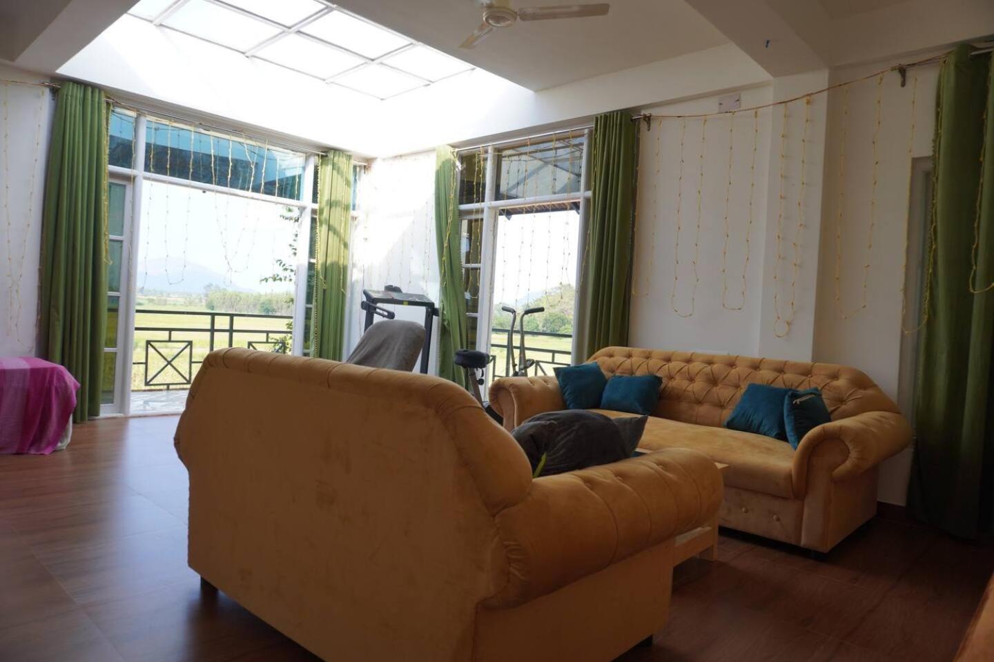 Armann Farmstay - A luxury getaway with beautiful views of Nandi Hills view 4