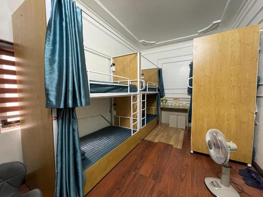 il divo hostel