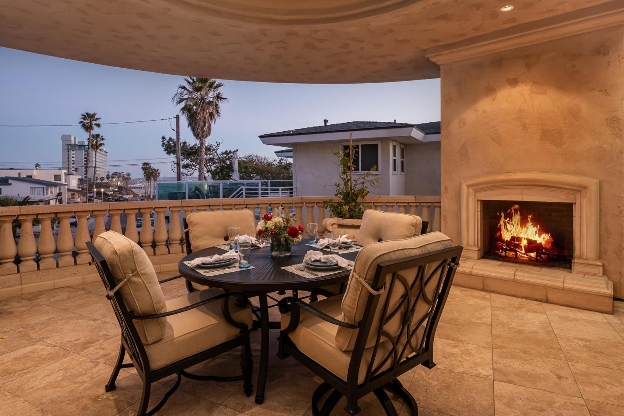 B5368 Crystal Shores Villa view 5