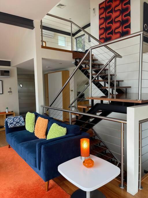 Starfish Beach House - WIFI - 5 min walk to beach