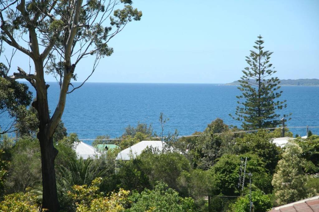 Starfish Beach House - WIFI - 5 min walk to beach