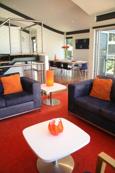 Starfish Beach House - WIFI - 5 min walk to beach