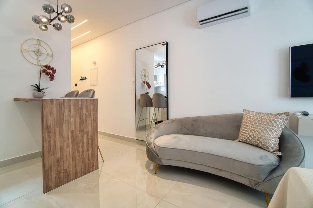 Pafos Gardens elite studio