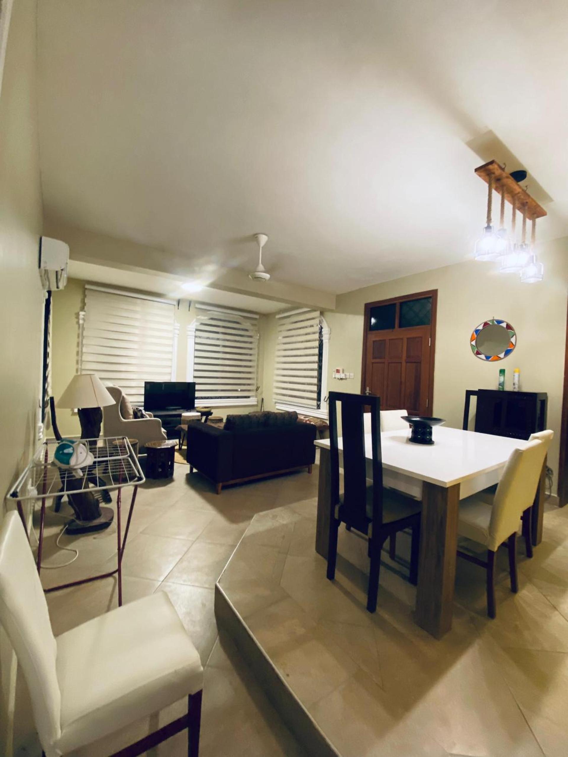 Jacomo Residences