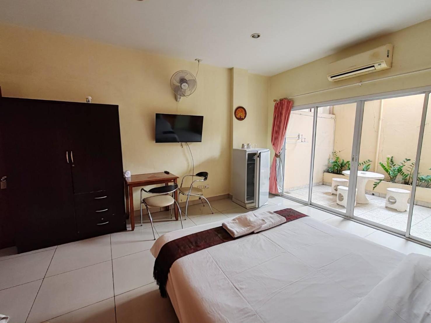 Jomtien Hostel — photo 46