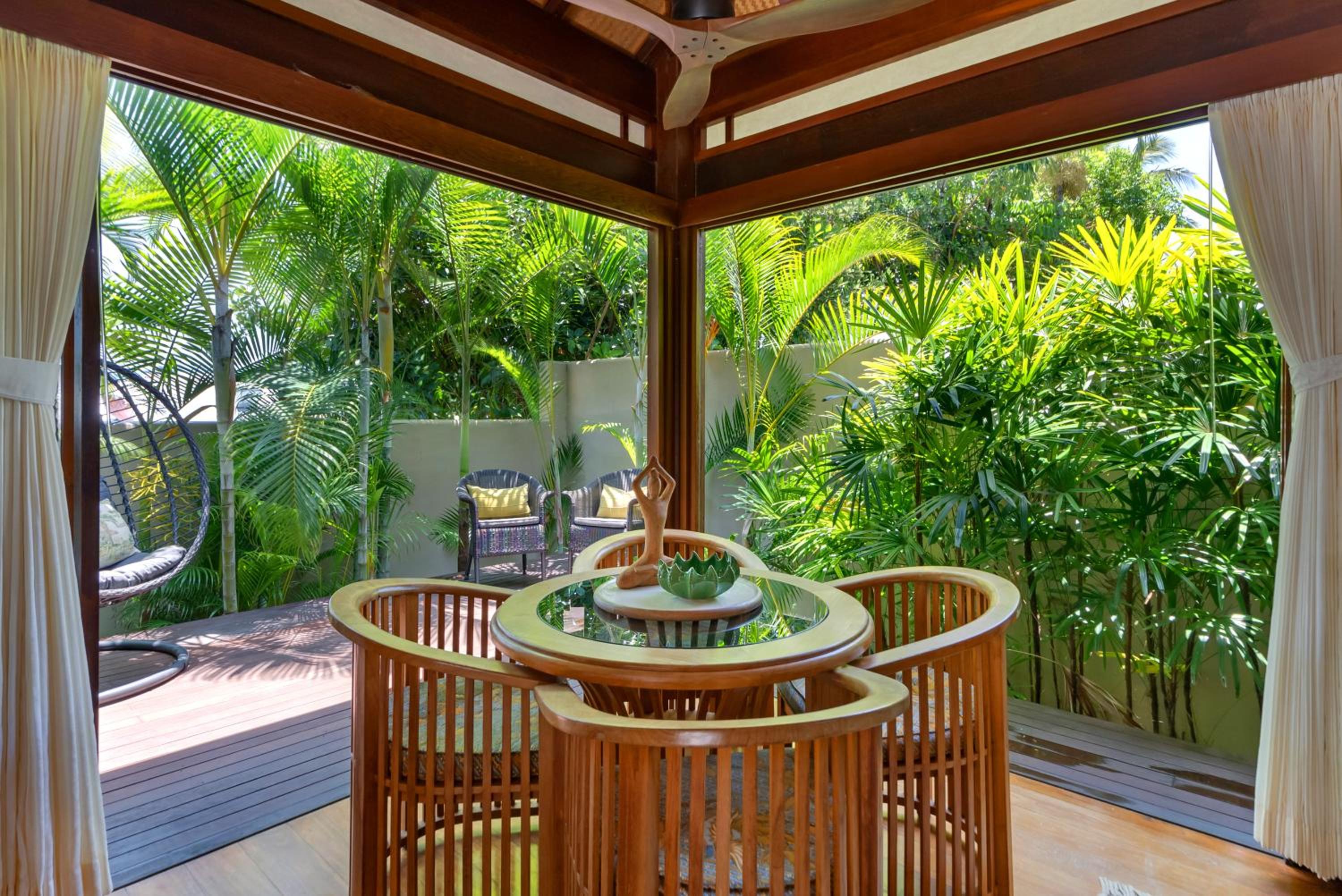 Far Pavilions - An Intimate Bali-style Haven