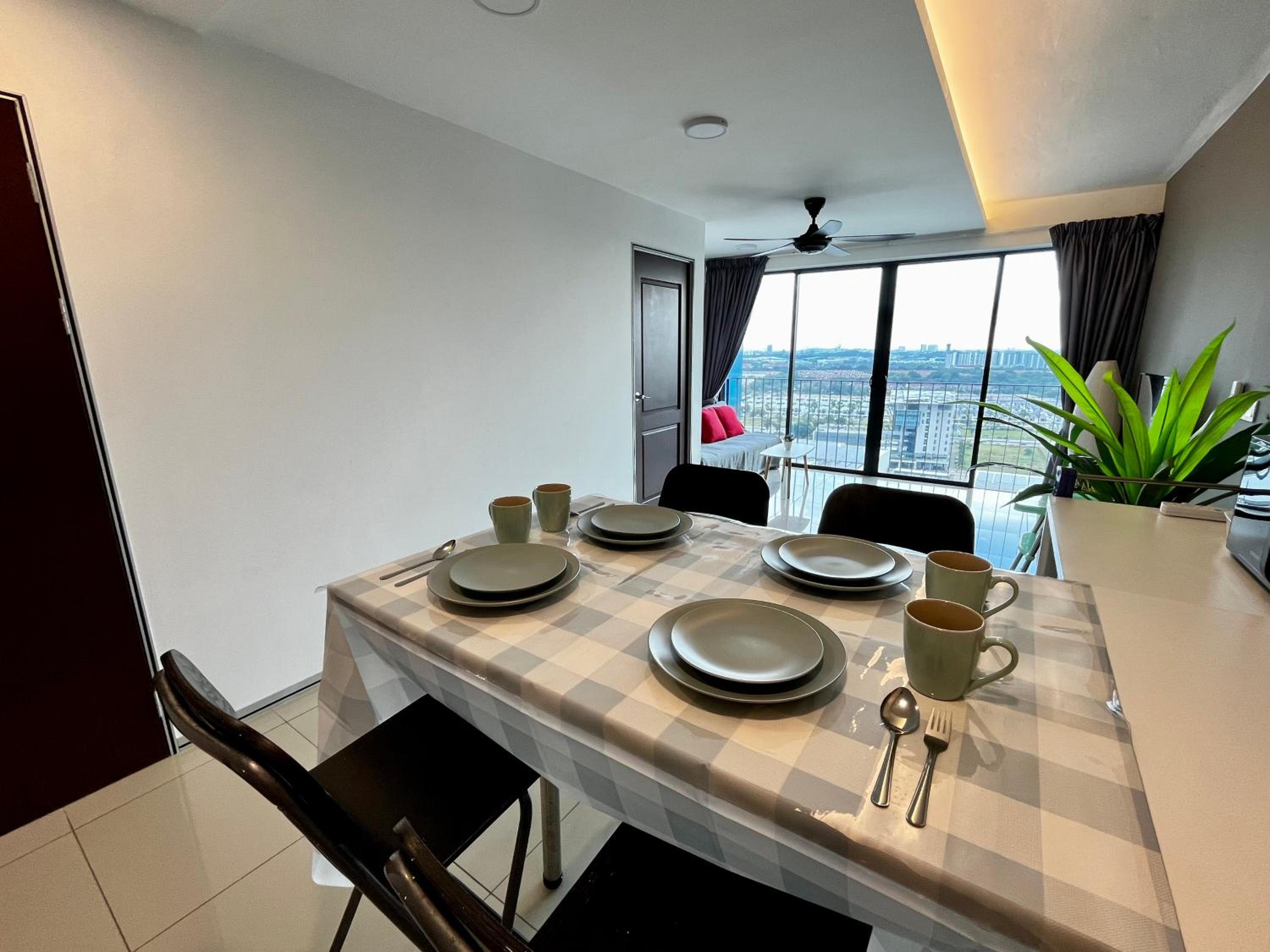 Setia Alam Nordic Trefoil 2 Bedrooms Home-Walk to Setia City Mall & & Setia City Convention Centre photo 4
