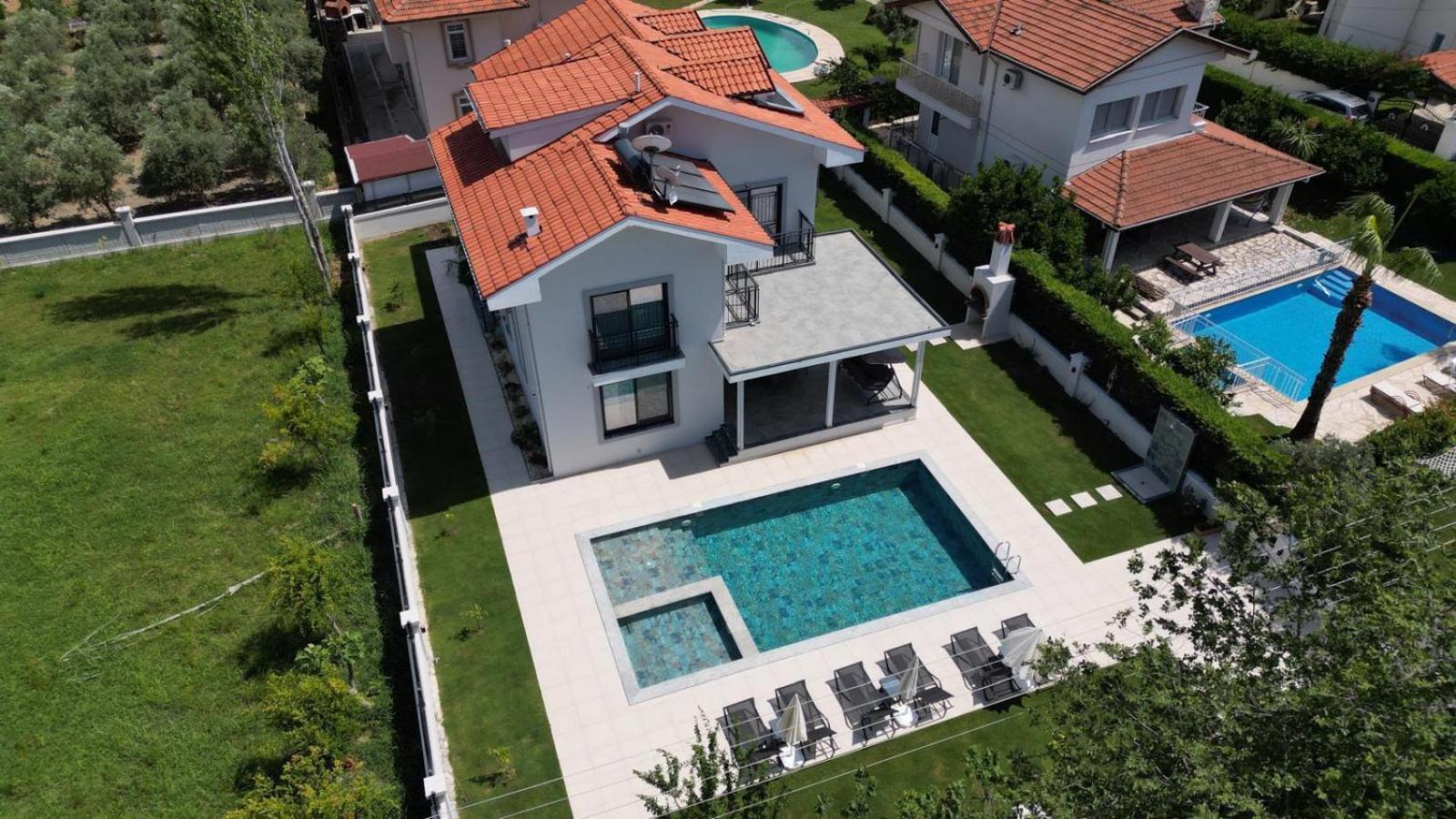 Villa's Tomris view 2