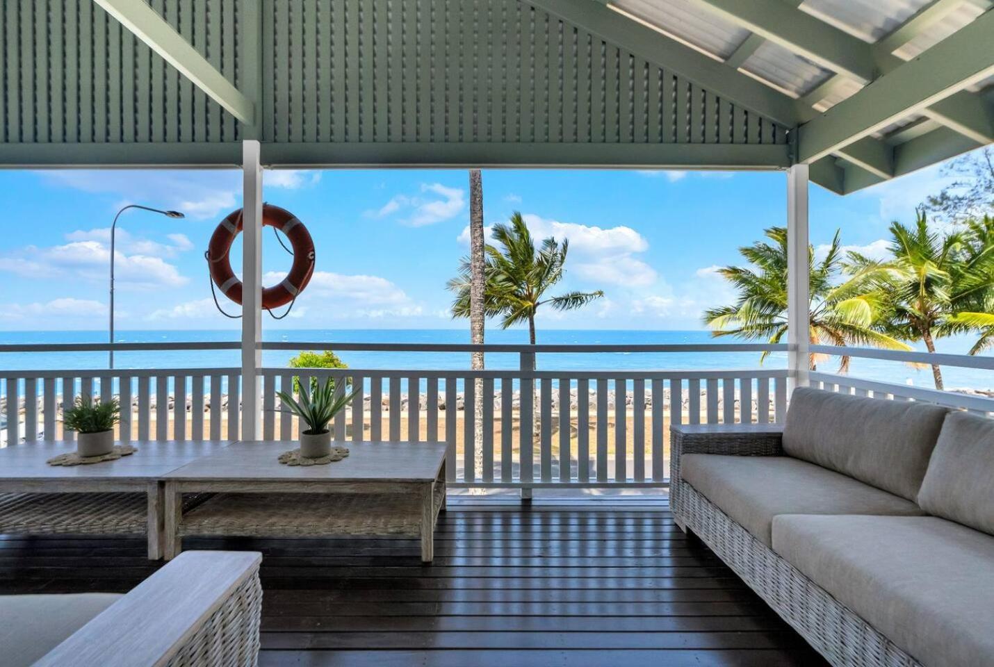 Ocean's Edge - Stunning Beachfront Serenity