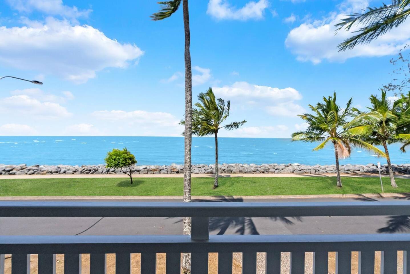 Ocean's Edge - Stunning Beachfront Serenity
