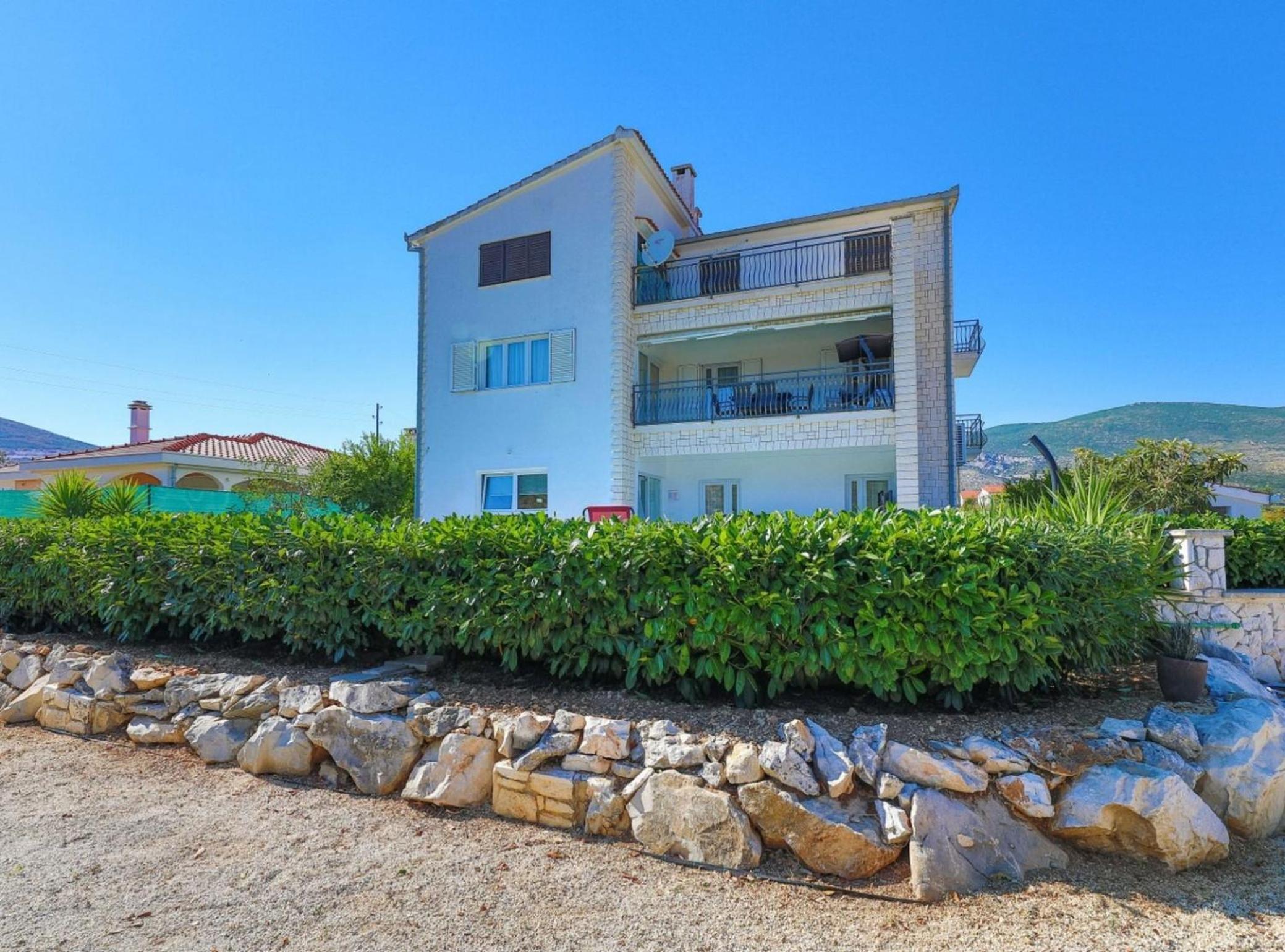 Scenic Elegant Trogir Villa with Pool view 3