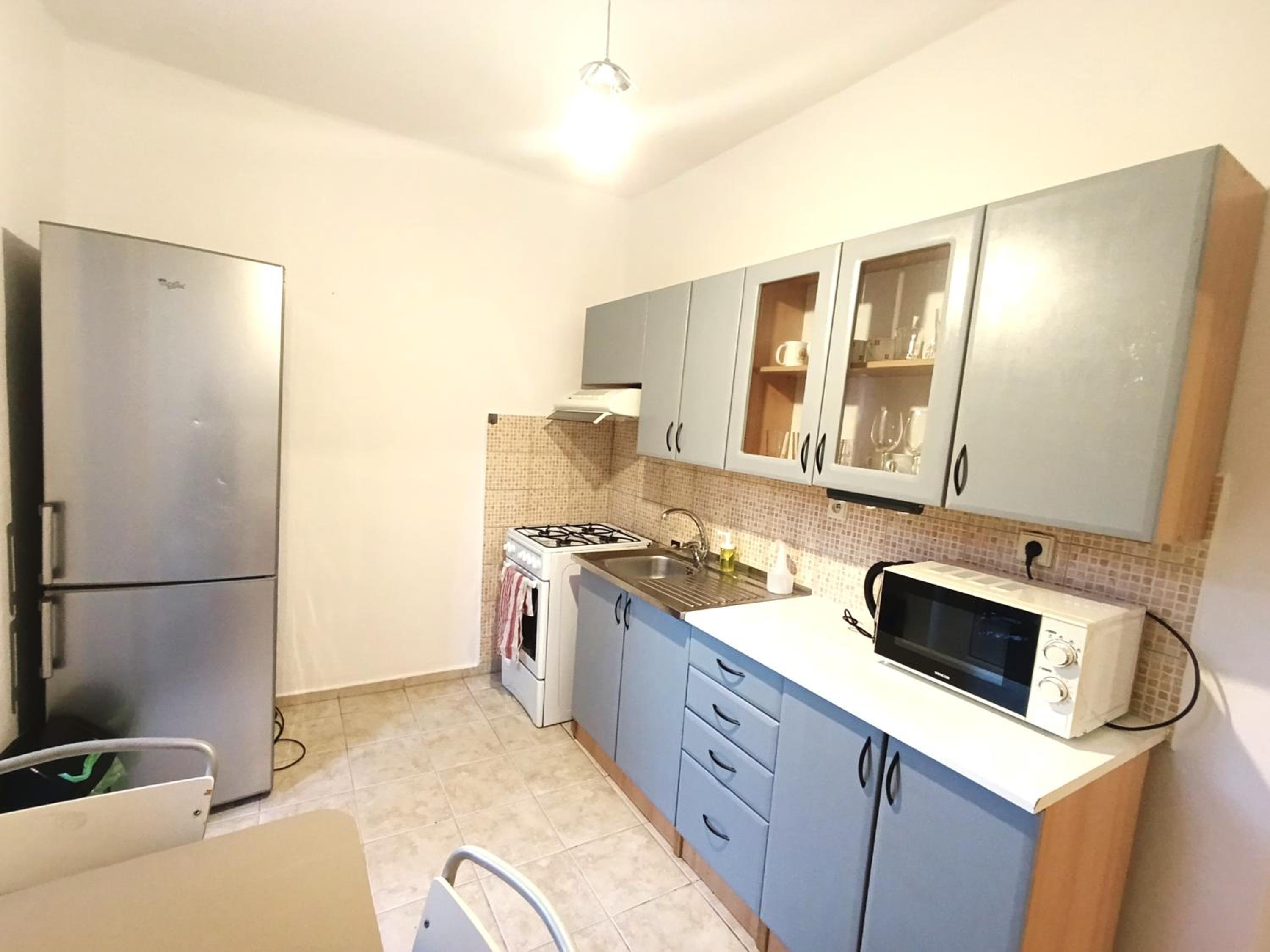 Charming City flat with Free Parking and two balconies view 5