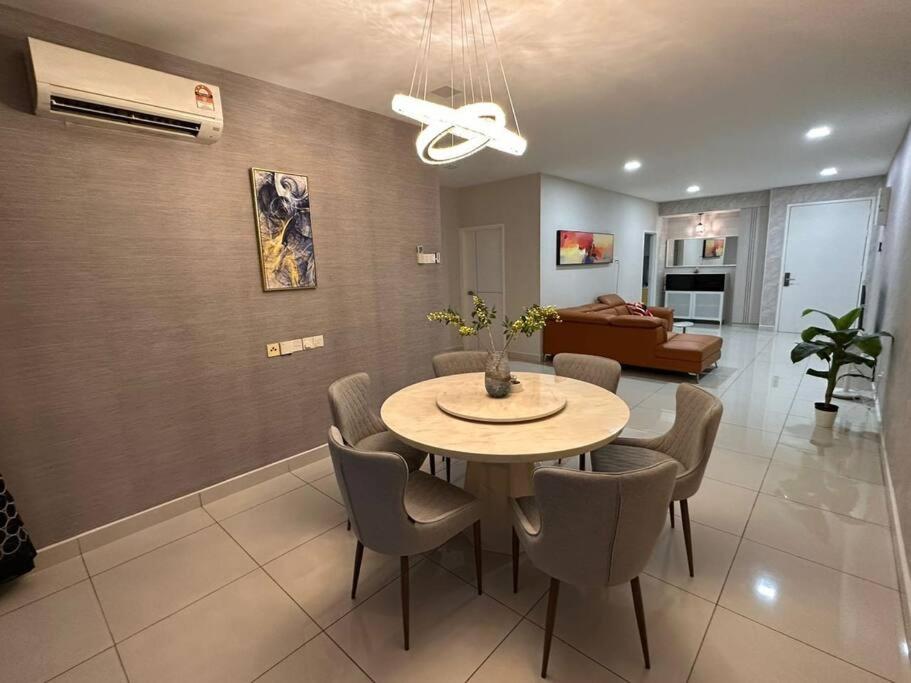 KSL Casual Style Family House