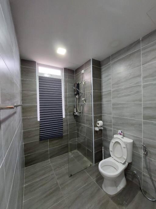 KSL Casual Style Family House