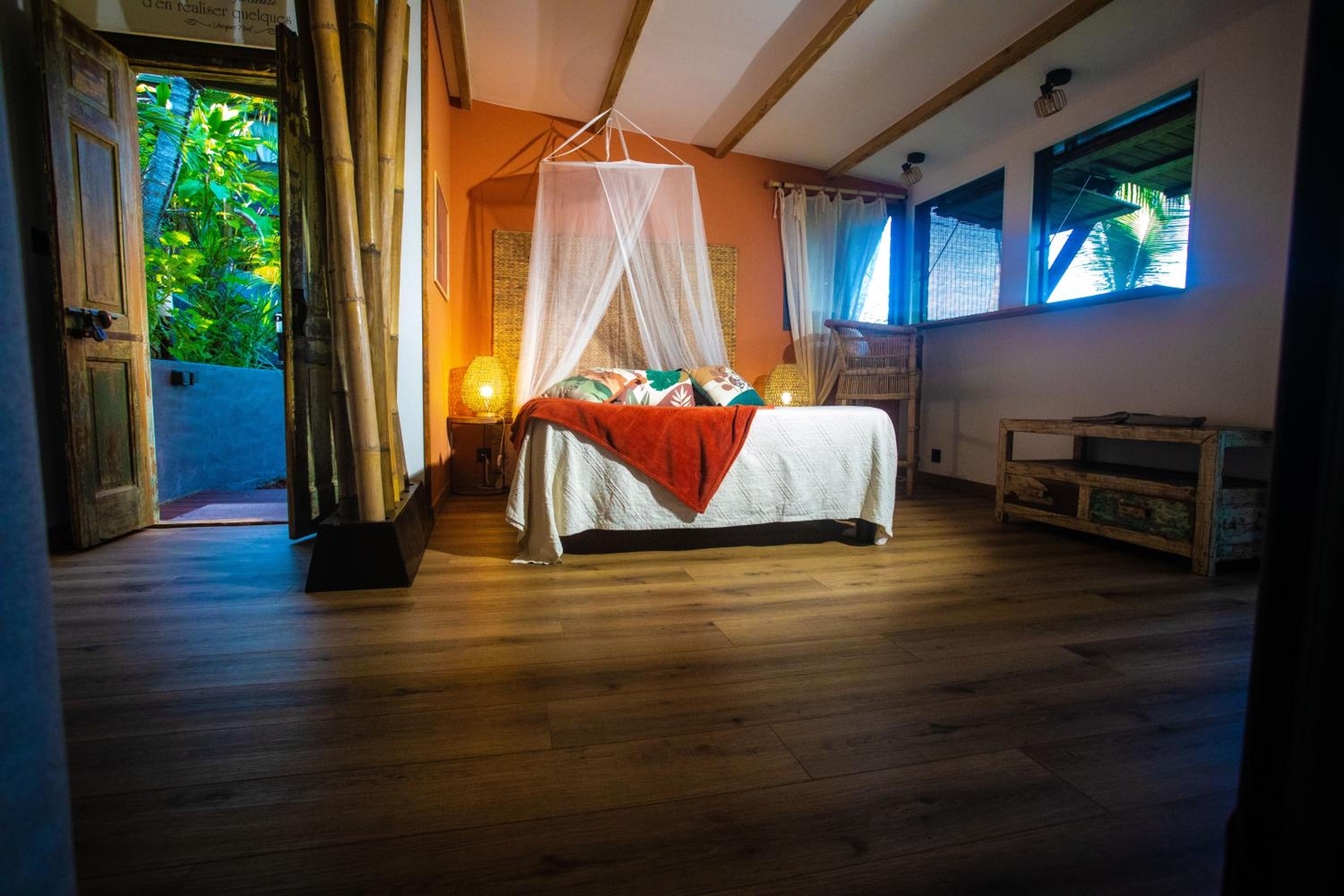 OHANA Jungle Lodges