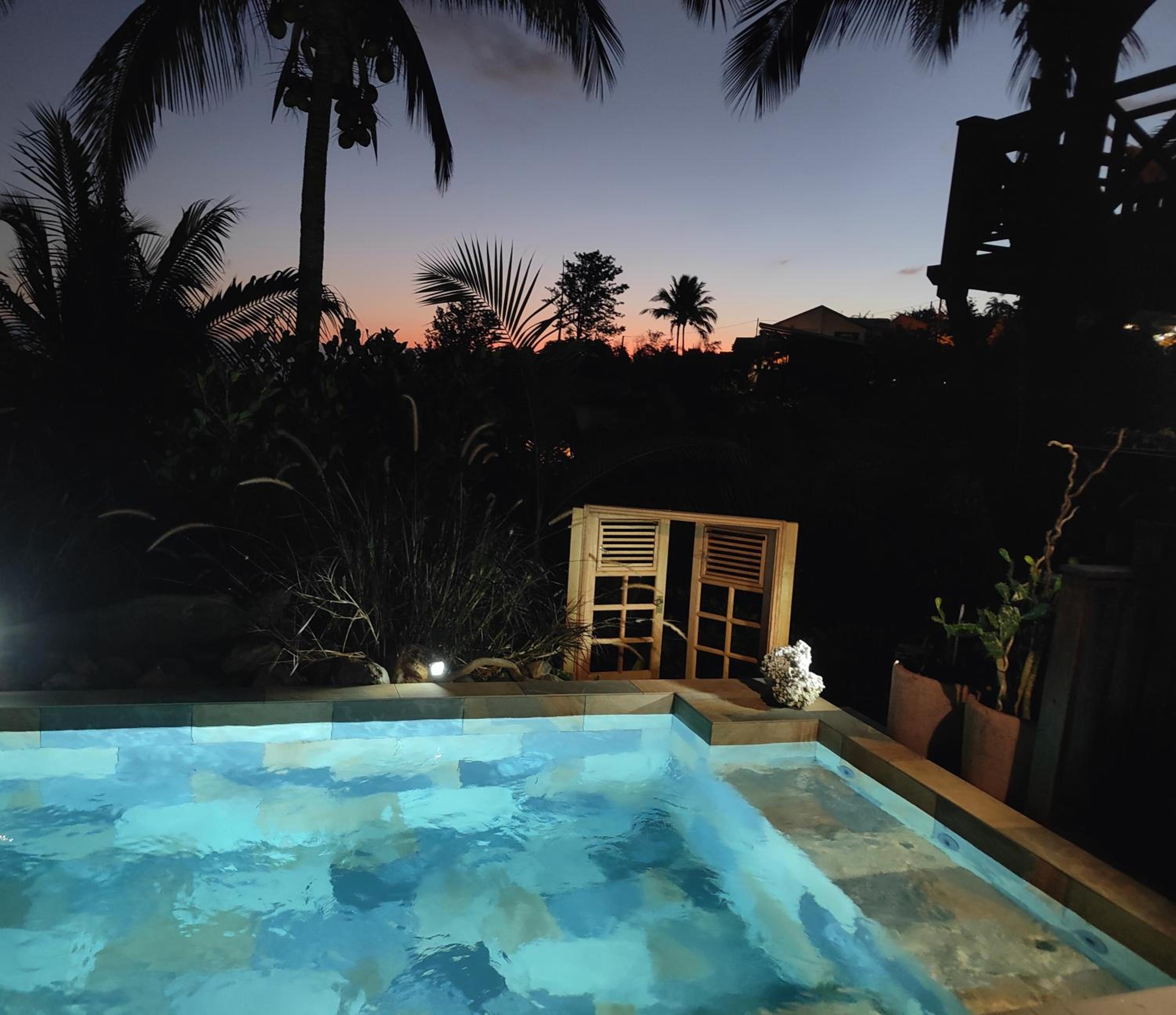 OHANA Jungle Lodges