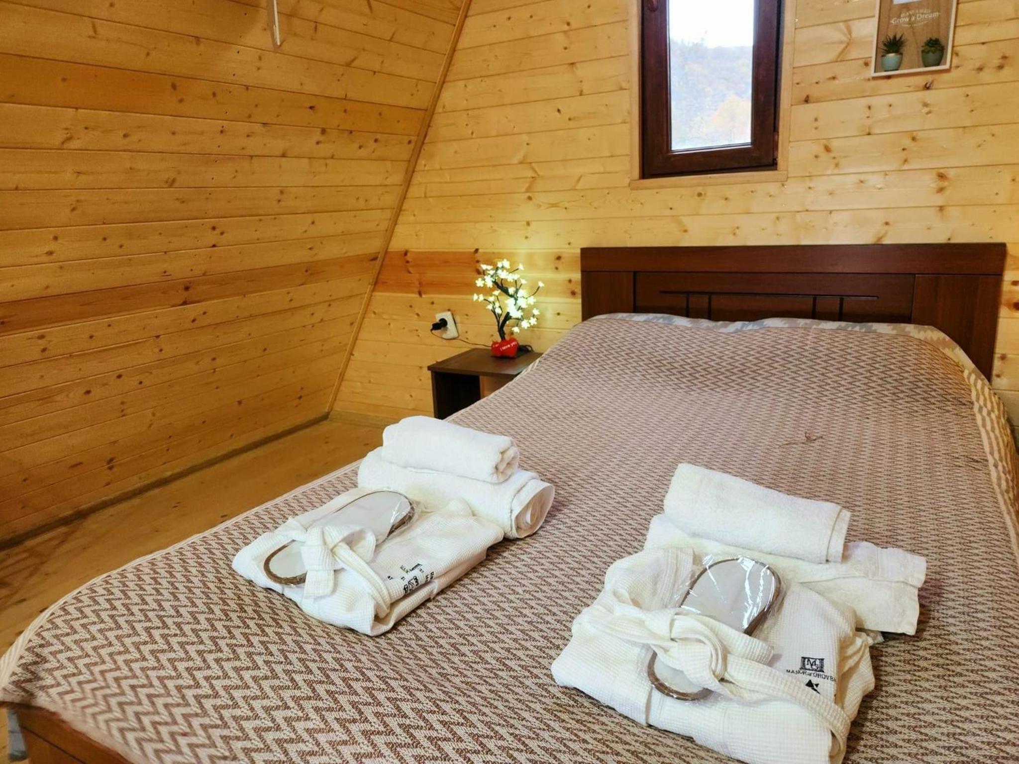 Mountain Cottage - Ananuri