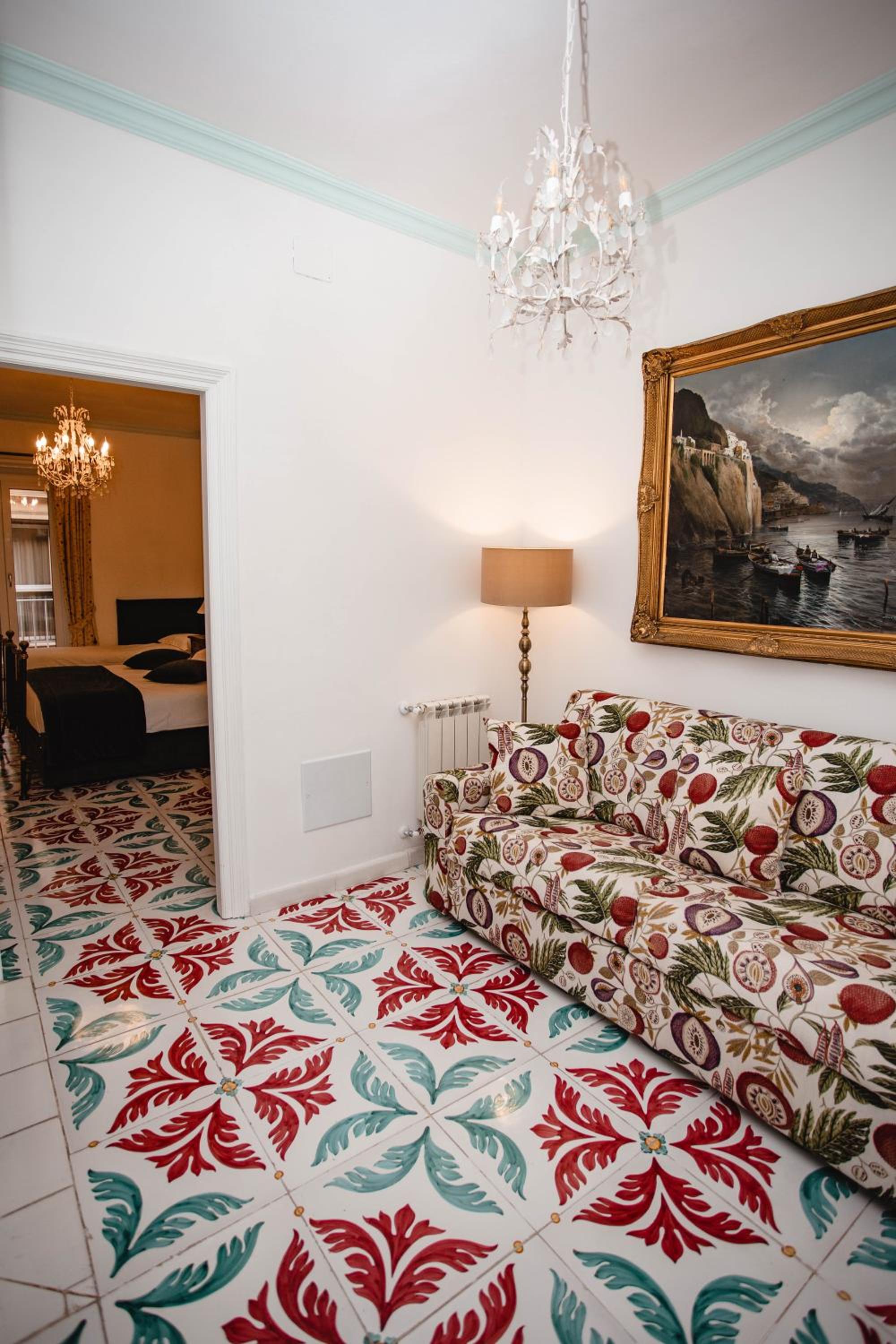 Delfini Trevi House
