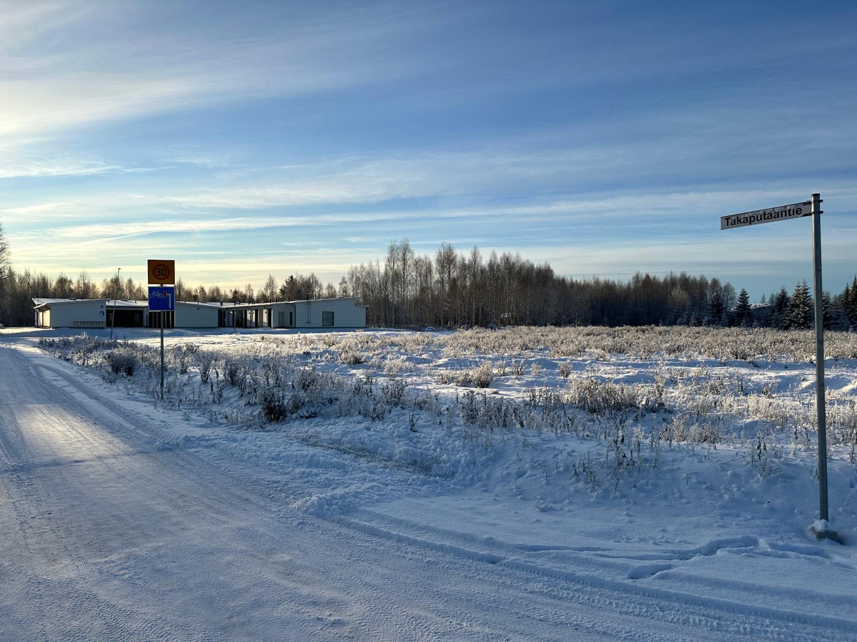 NEW 2 BR apartment close to Arctic Circle view 4
