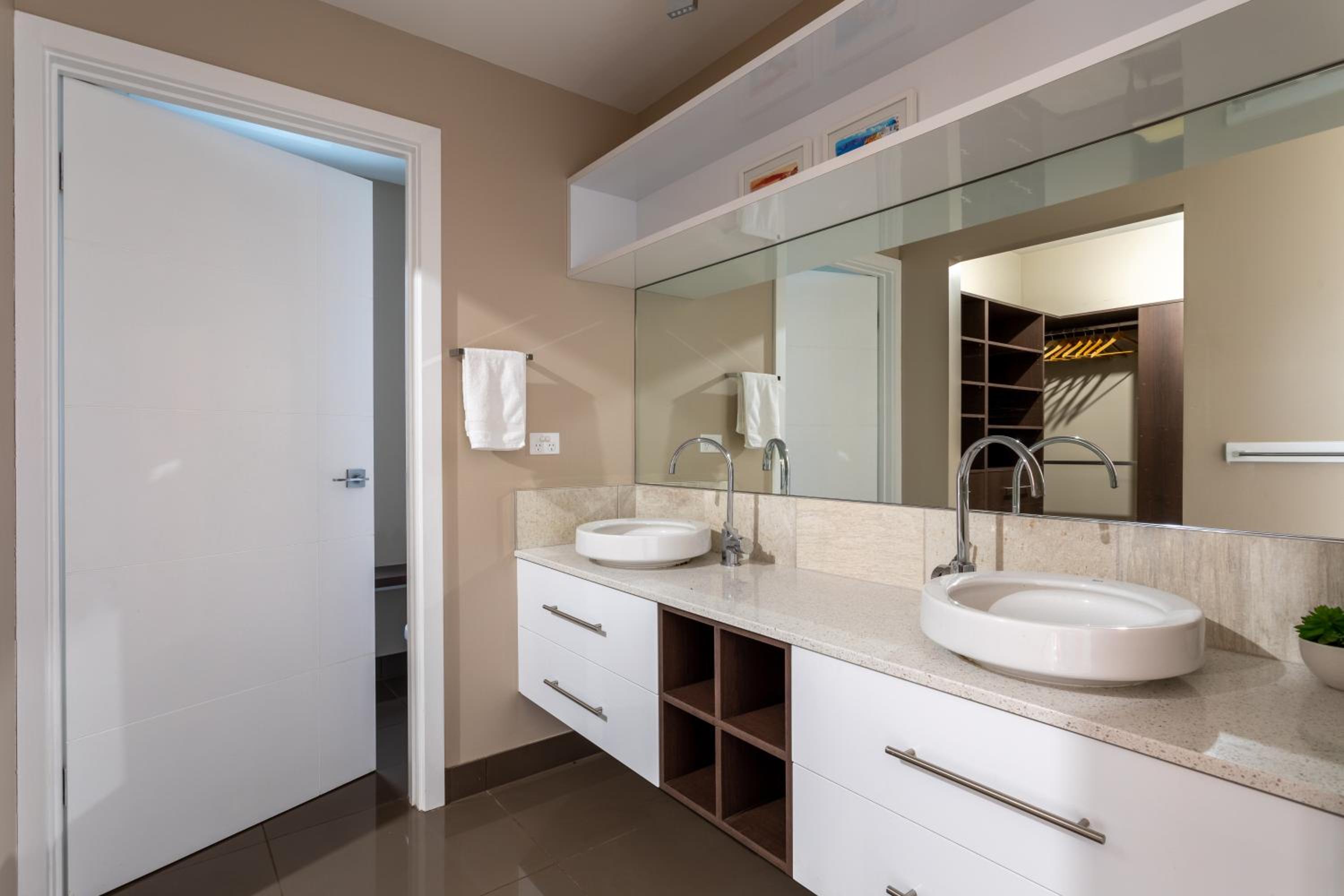 River Haven serene spacious with river views